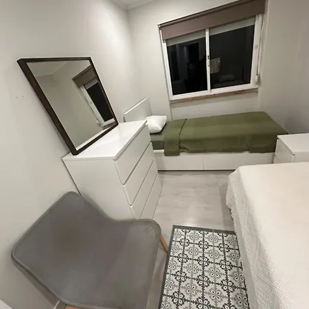 منزل للإقامة Moscavide Quartos *